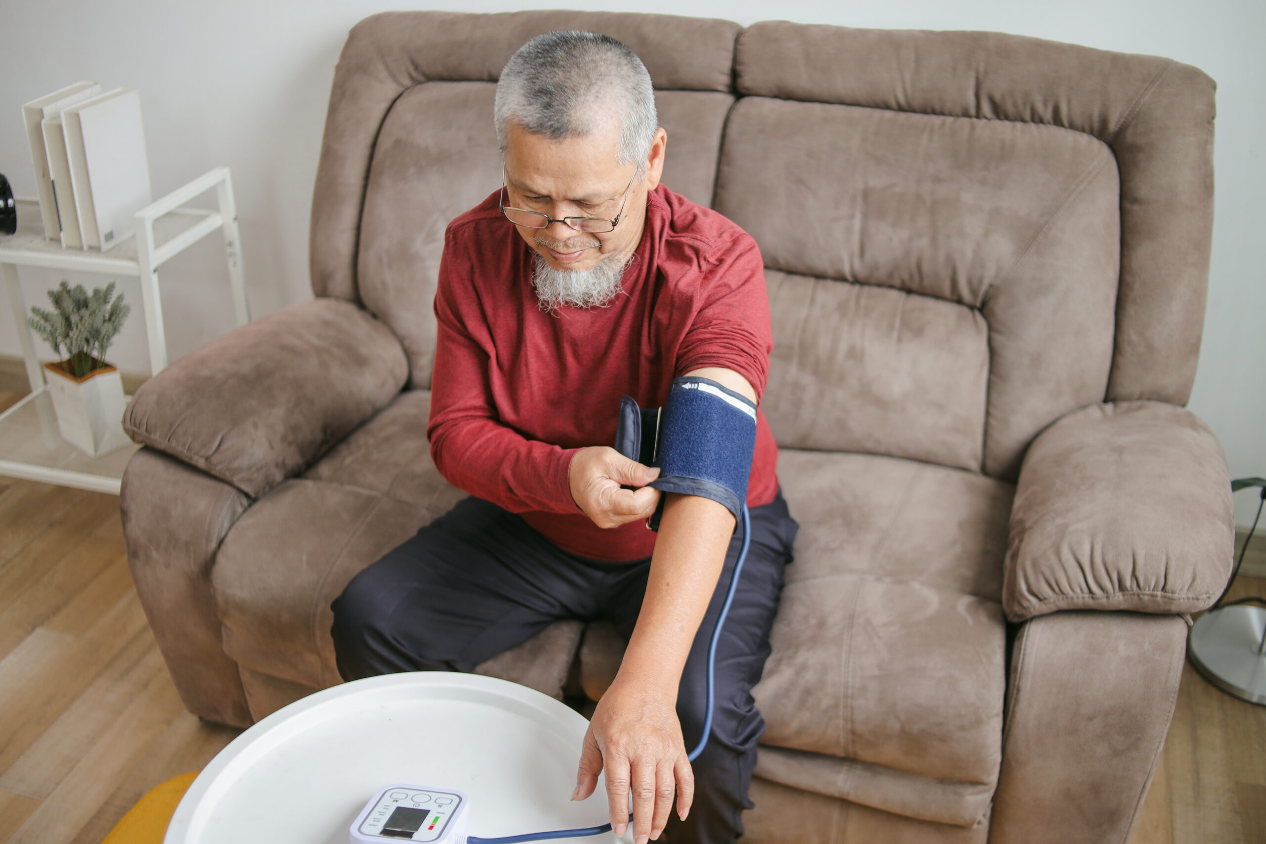 Older adults managing health